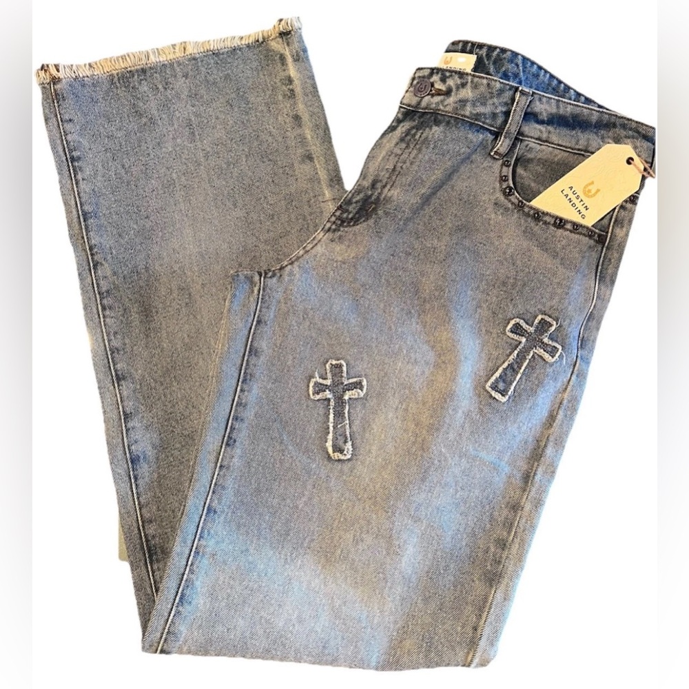 Austin Landing Denim Cross Studded Jeans NWT Rare Mid Rise Straight/Wide Leg 11